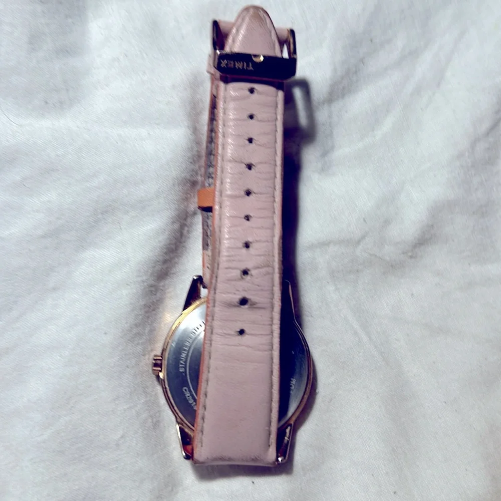 Timex 20mm date